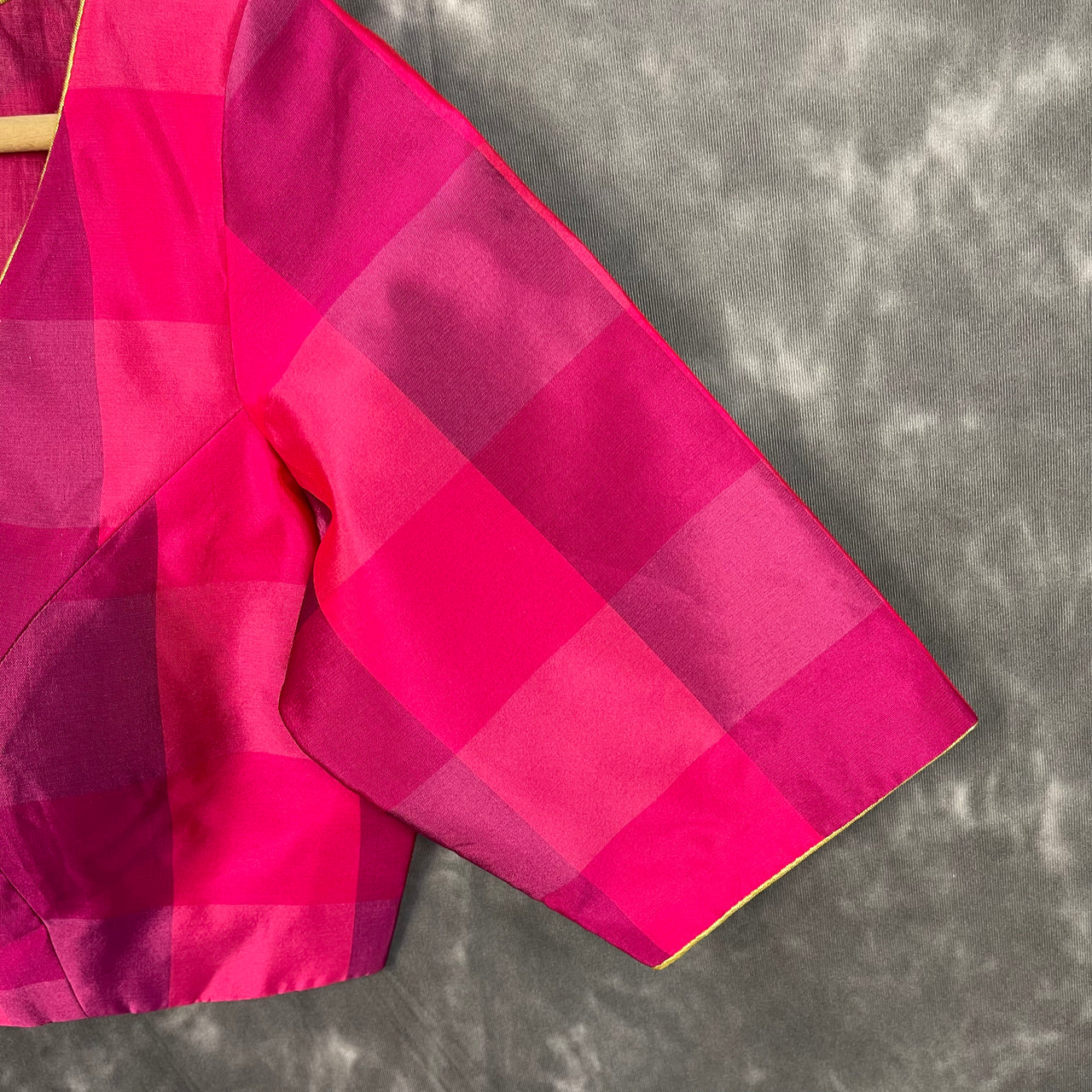Piped Pleasure Rani Pink Coloured Silk Ready to Wear Blouse - kapda Tailor - Distacart