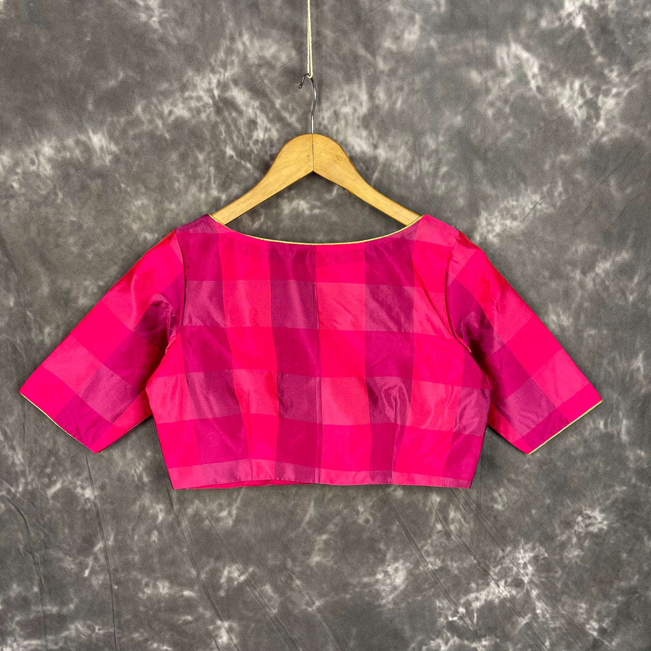 Piped Pleasure Rani Pink Coloured Silk Ready to Wear Blouse - kapda Tailor - Distacart