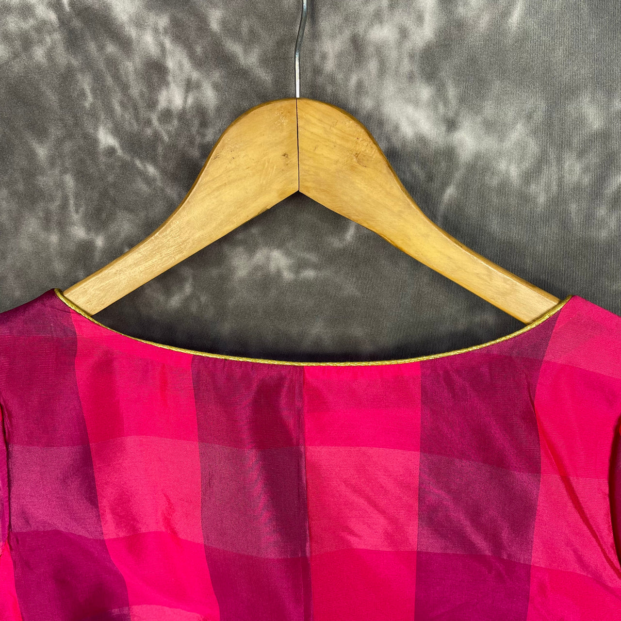 Piped Pleasure Rani Pink Coloured Silk Ready to Wear Blouse - kapda Tailor - Distacart