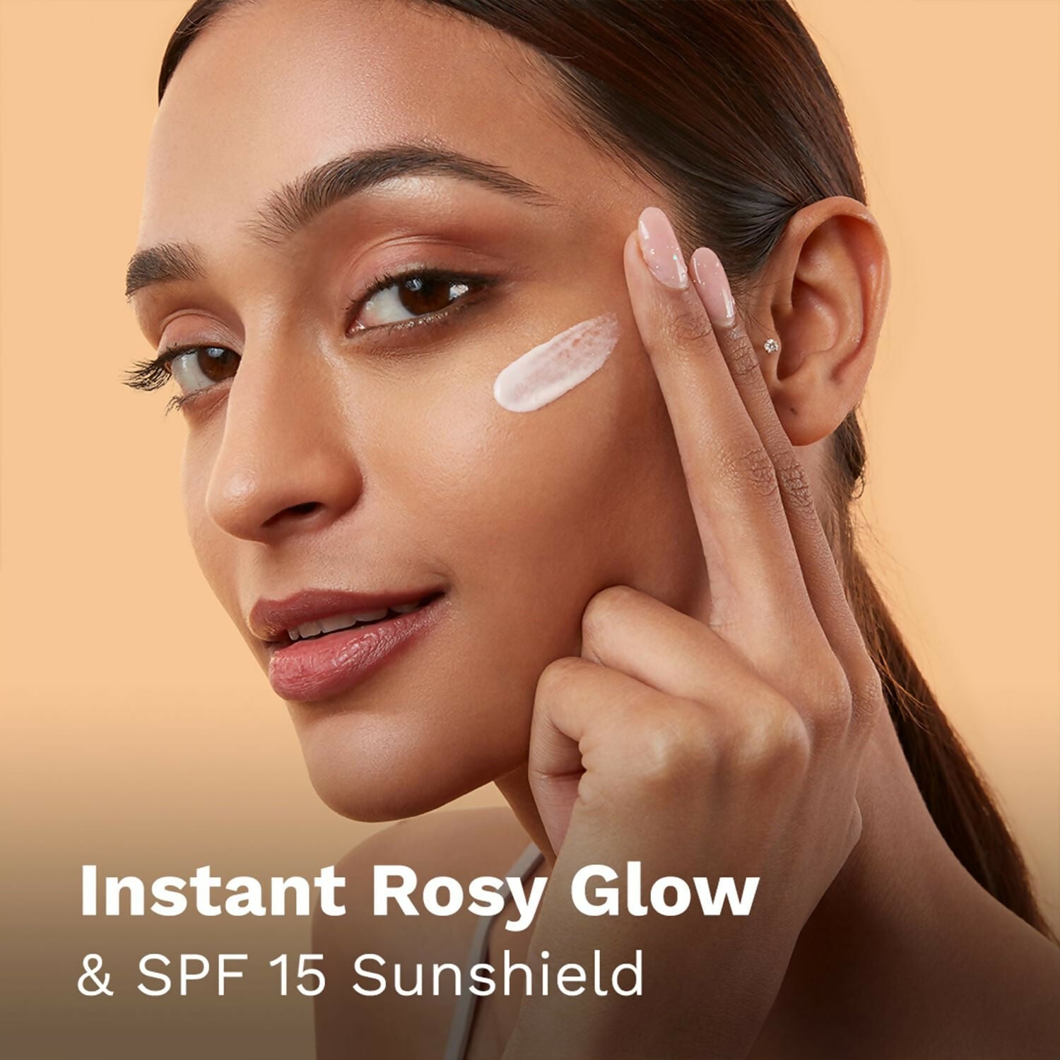 Pilgrim Illuminating Moisturizer For Instant Rosy Glow & SPF 15 with Australian Kakadu Plum - Distacart