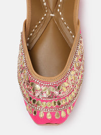 Thumbnail for House of Pataudi Women Ethnic Embellished Mojaris