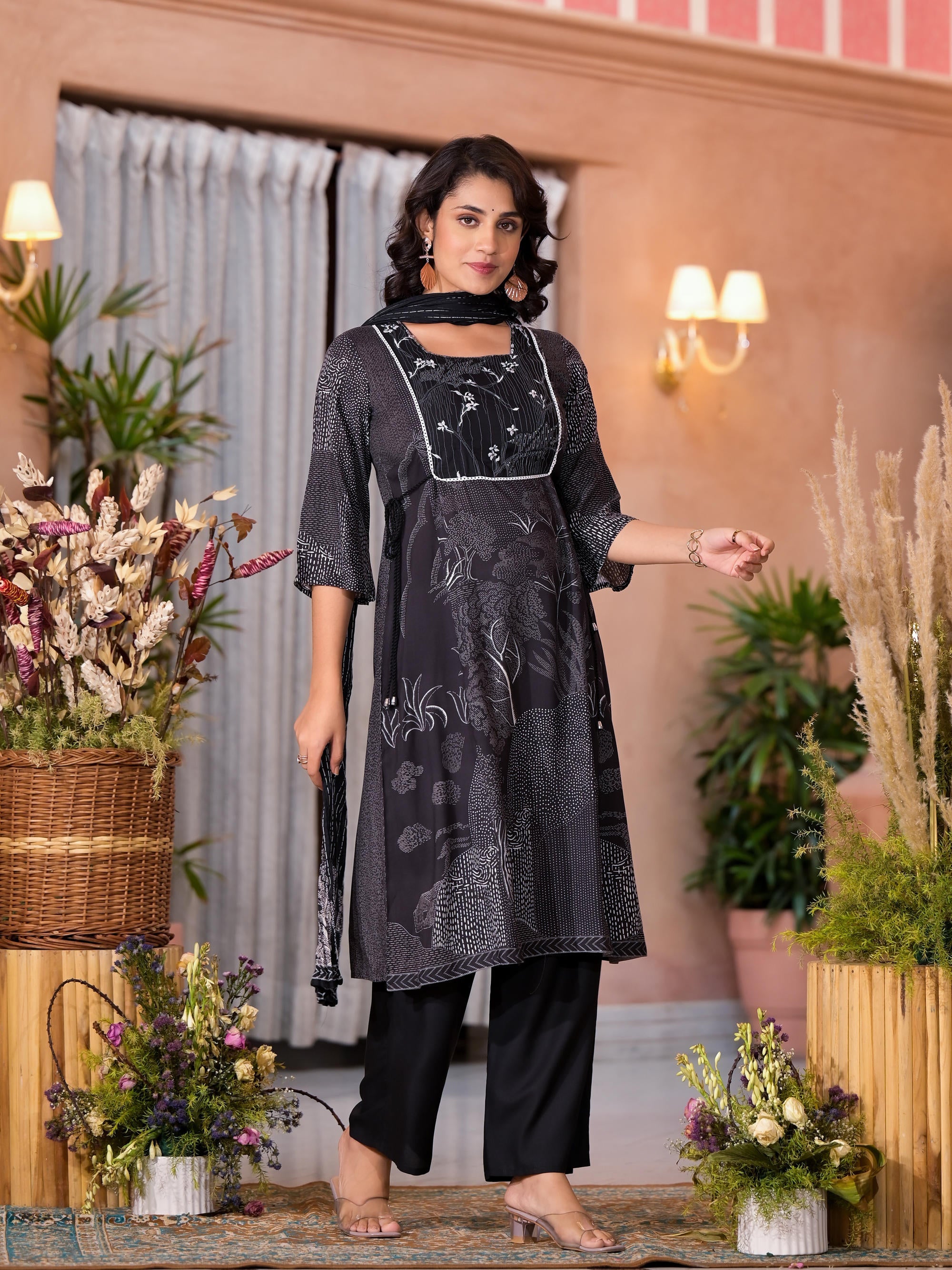Juniper Women's Black Viscose Rayon Printed Kurta Set - Distacart