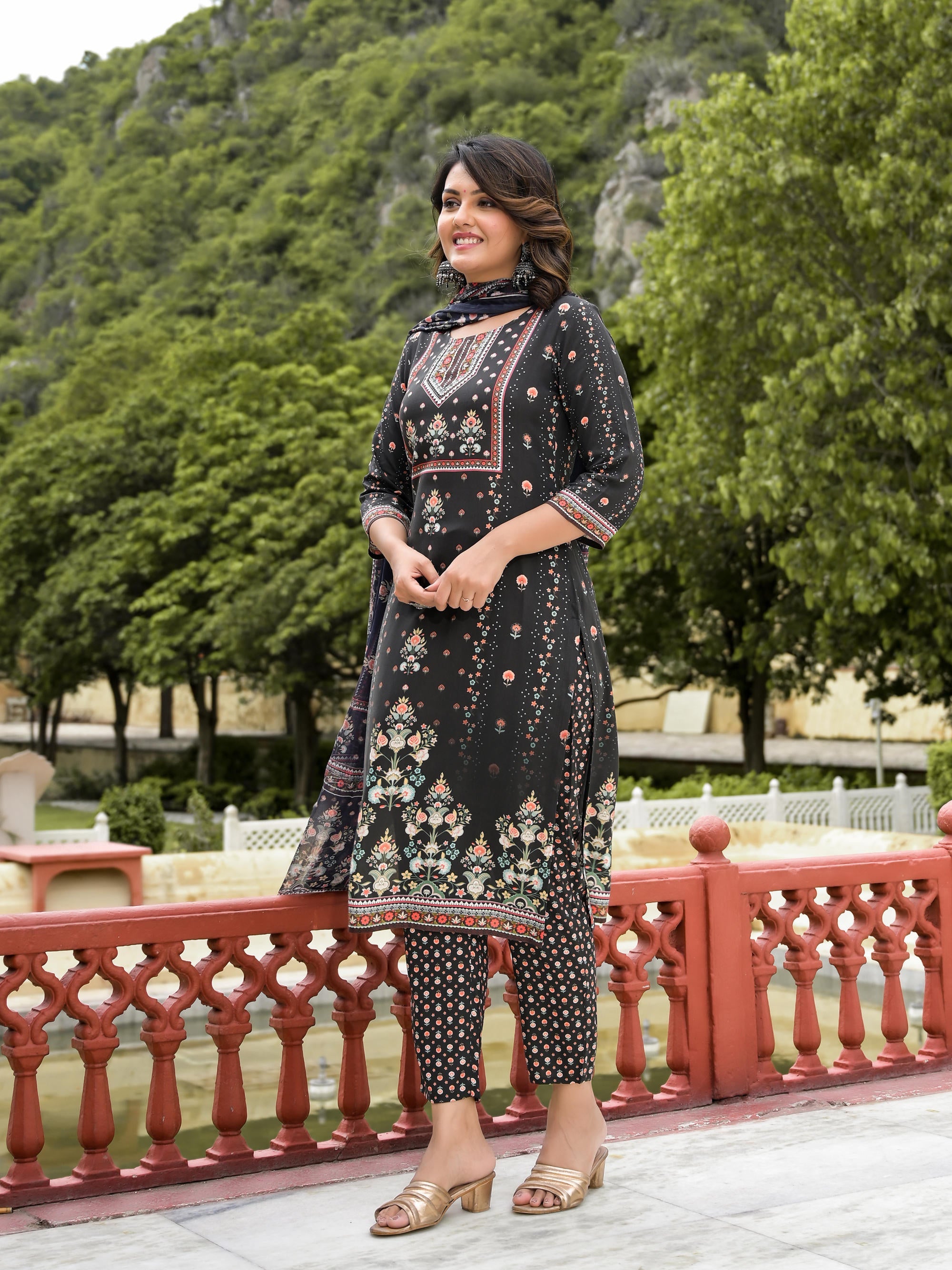 Juniper Women's Black Viscose Rayon Printed Kurta Set - Distacart