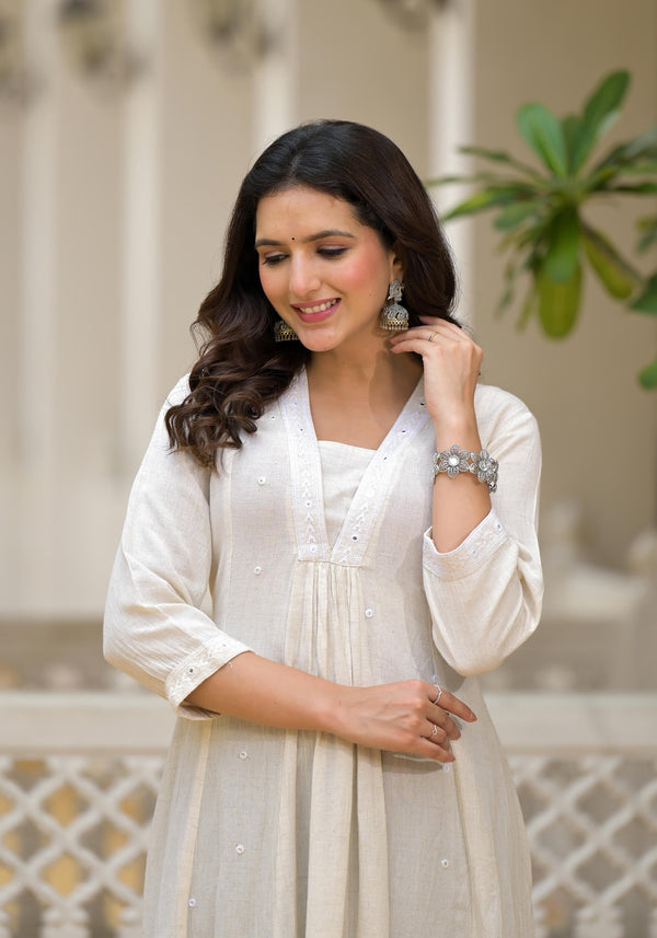Juniper Off-White Solid Kurta With Mirror Work - Distacart
