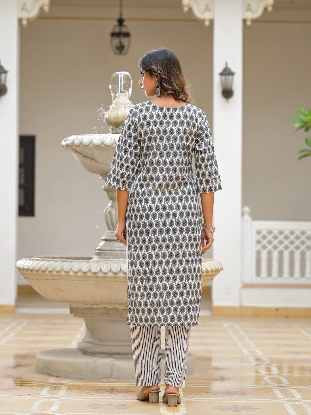Juniper Women's Grey Ethnic Motif Printed Cotton Kurta, Pant And Dupatta Set With Thread & Mirror Work