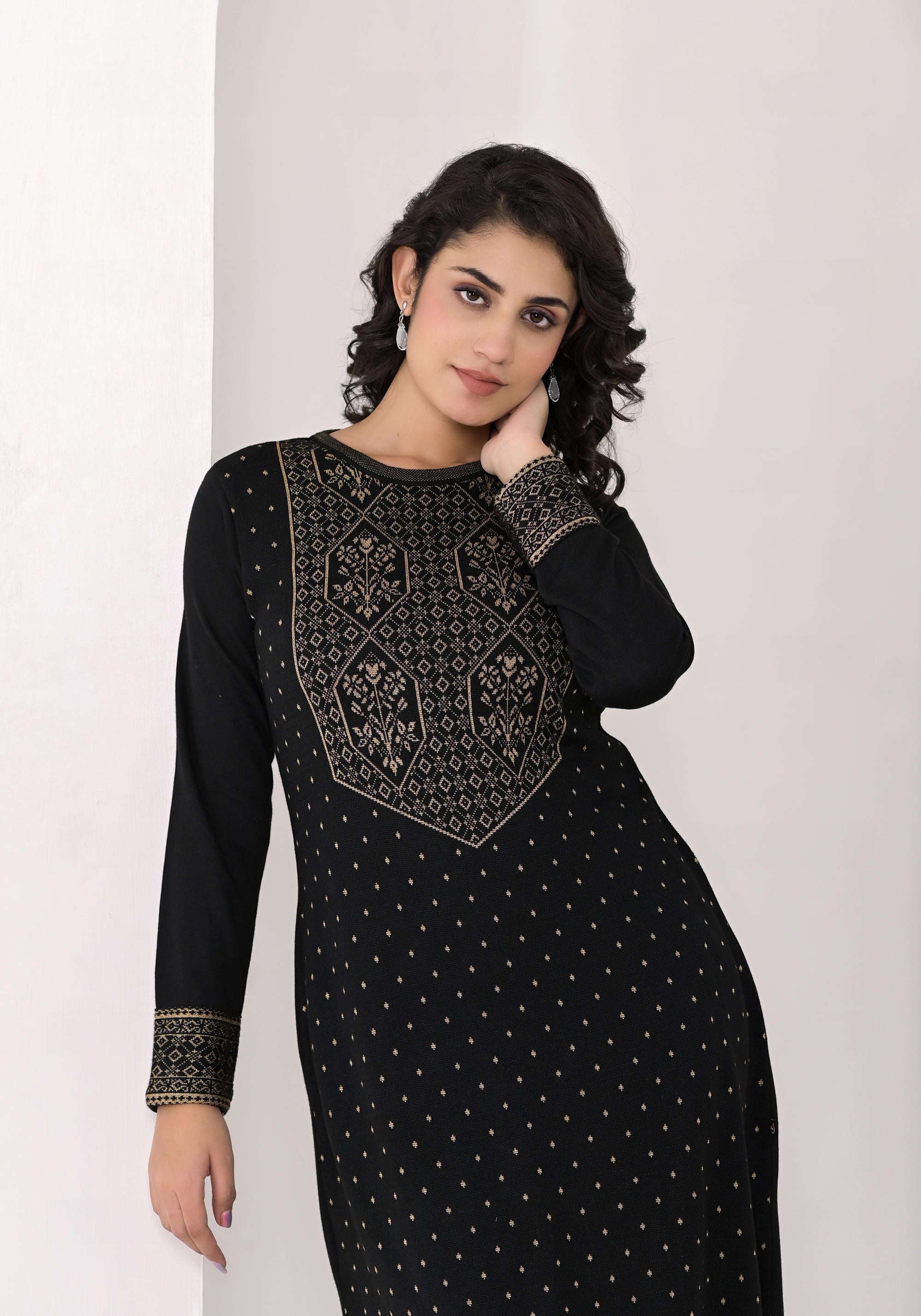 Juniper Women's Black Ethnic Motif Printed Cotton Winter Wear Kurta - Distacart