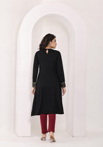 Thumbnail for Juniper Women's Black Ethnic Motif Printed Cotton Winter Wear Kurta - Distacart