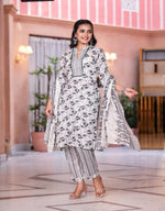 Thumbnail for Juniper Women's Grey Floral Printed Cotton Kurta Set With Lace - Distacart