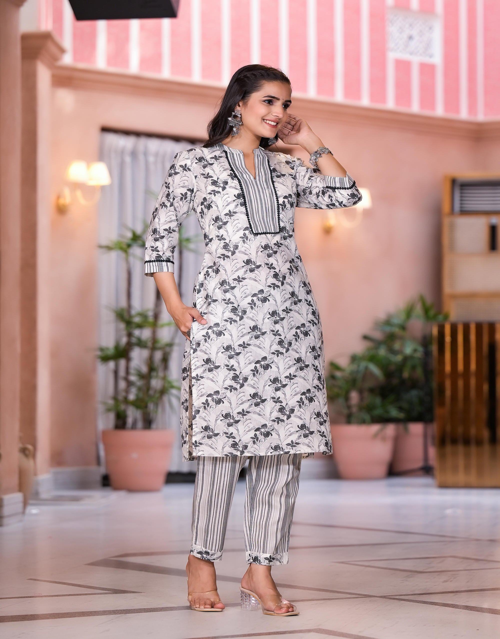 Juniper Women's Grey Floral Printed Cotton Kurta Set With Lace - Distacart