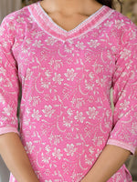 Thumbnail for Juniper Women's Pink Floral Printed Cotton Kurta Set With Lace - Distacart