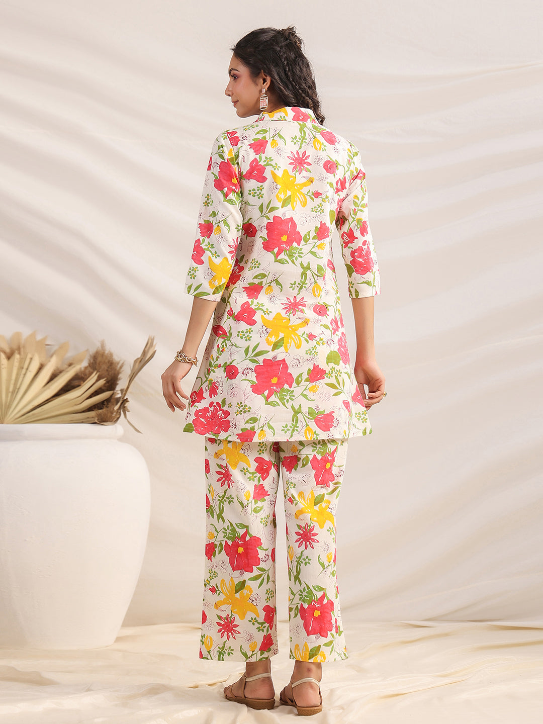 Janasya Straight Cambric Off White Floral Shirt Collar Co-Ords - Distacart