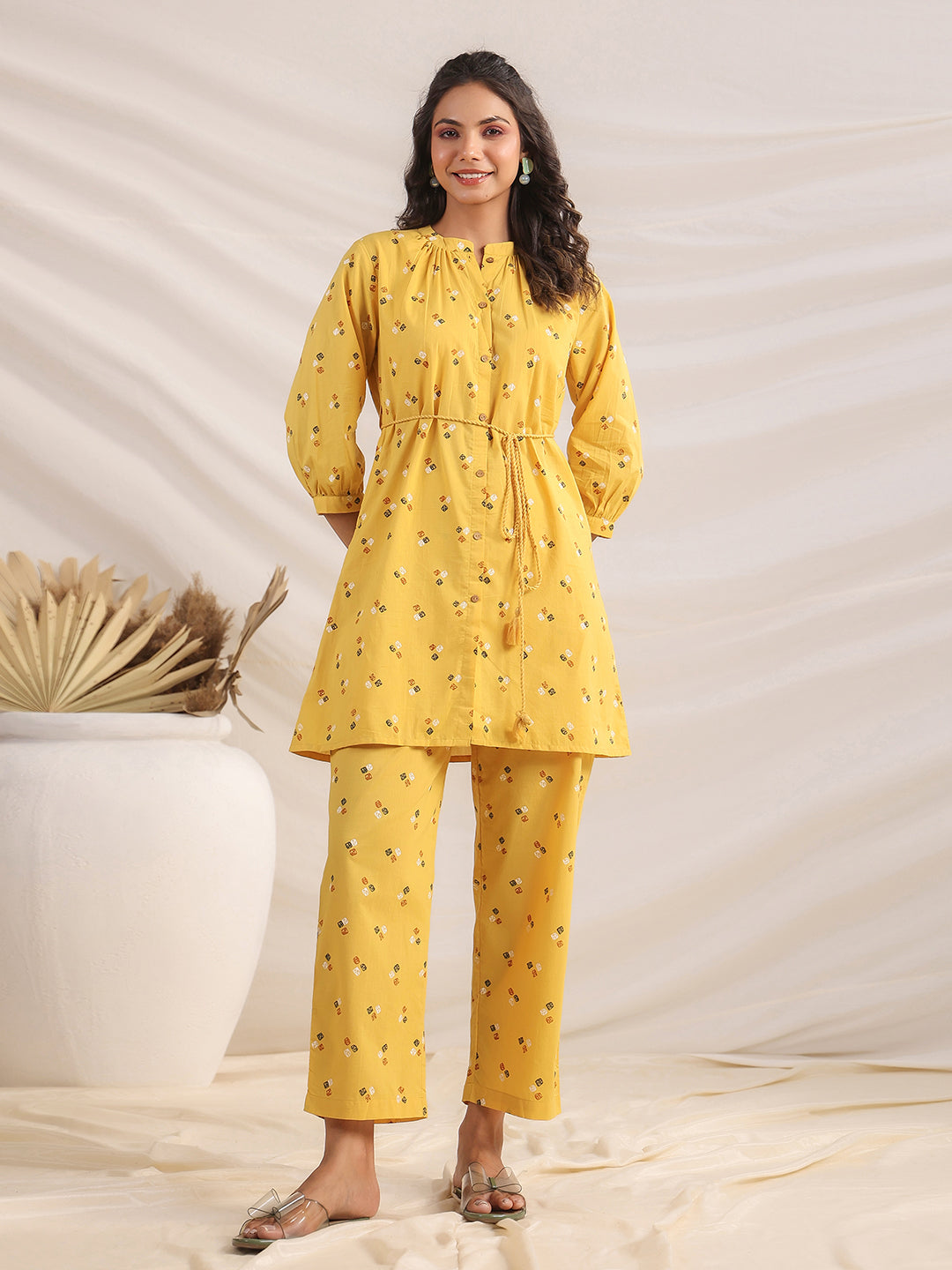 Janasya Gathering Cambric Mustard Geometric Band Collar Co-Ords
