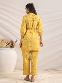 Thumbnail for Janasya Gathering Cambric Mustard Geometric Band Collar Co-Ords