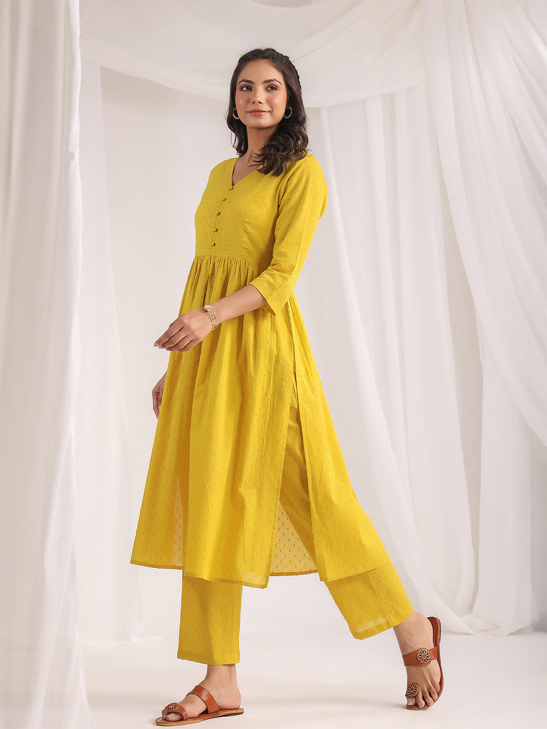 Janasya Gathering Dobby Cotton Yellow Self Design V-Neck Set - Distacart