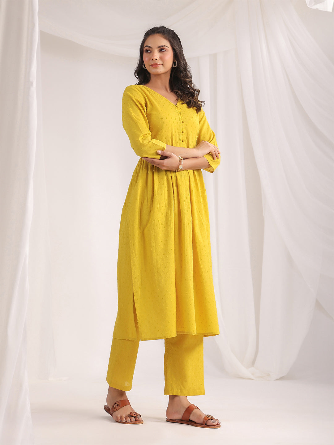 Janasya Gathering Dobby Cotton Yellow Self Design V-Neck Set - Distacart