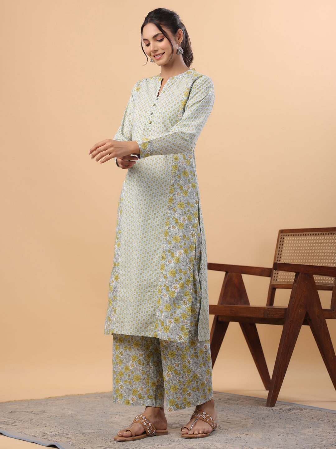 Janasya Regular Cambric Light Blue Floral Mandarin Collar Set
