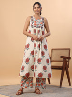 Thumbnail for Janasya Gathered Cambric Cream Floral Round Neck Kurta & Bottom - Distacart