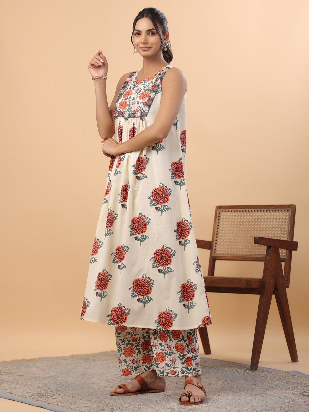 Janasya Gathered Cambric Cream Floral Round Neck Kurta & Bottom - Distacart