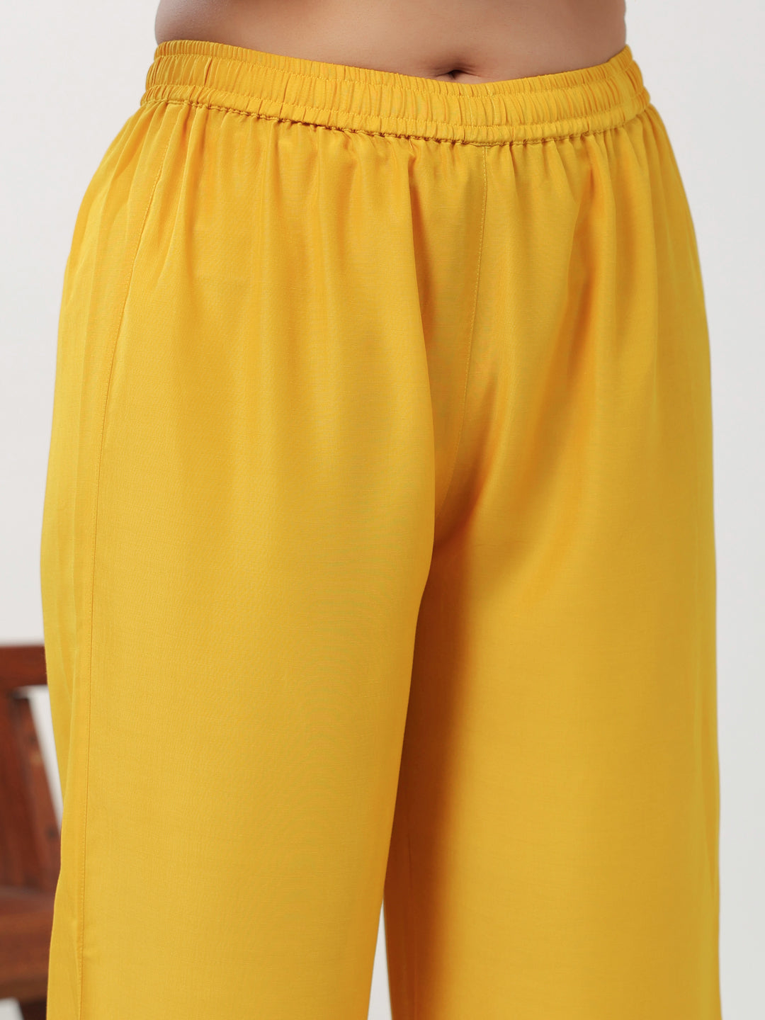 Janasya A-Line Muslin Yellow Embroidered V-Neck with Band Collar Kurta & Bottom - Distacart