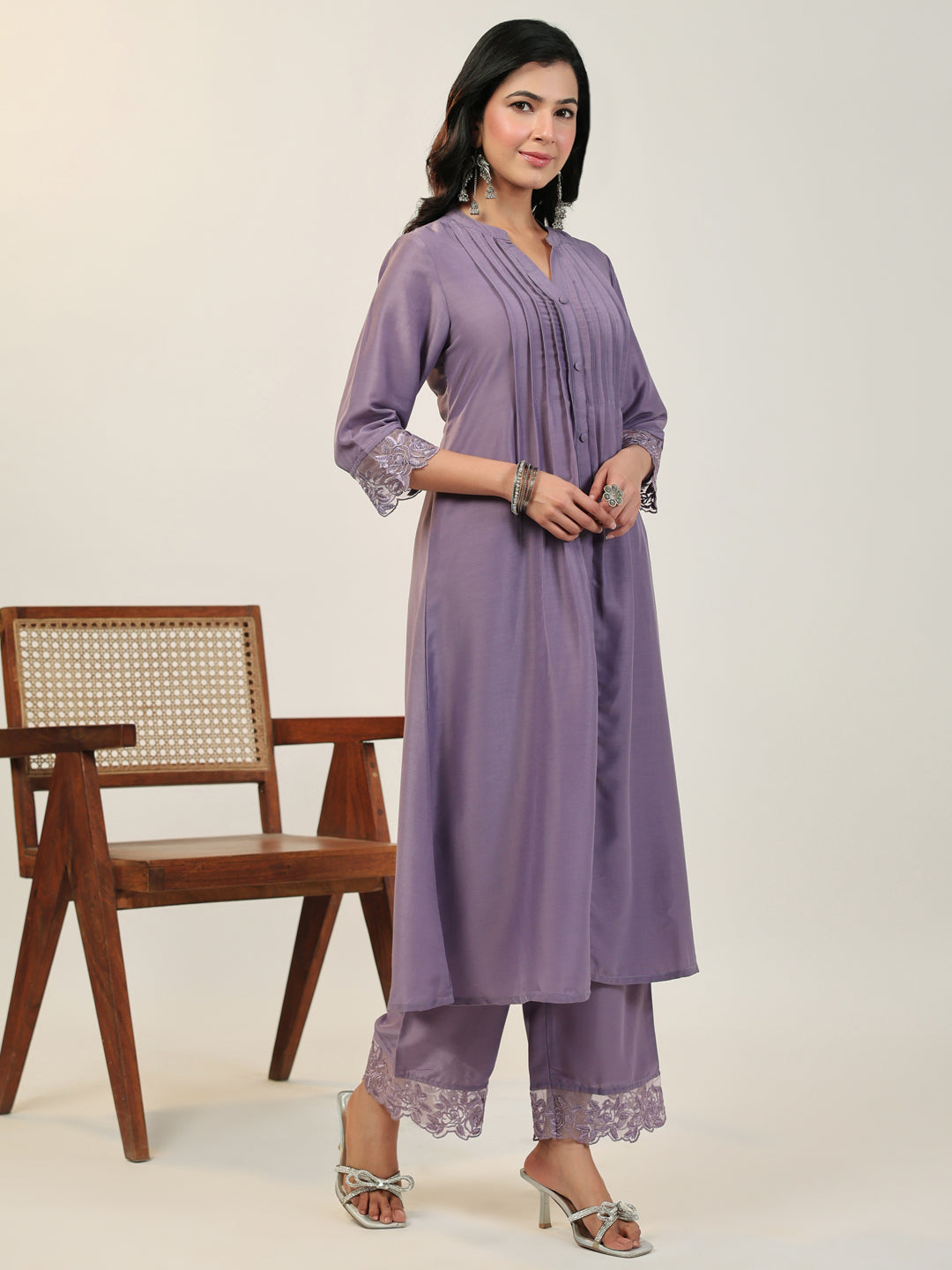 Janasya A-Line Muslin Lavender Solid V-Neck with Band Collar Kurta & Bottom - Distacart