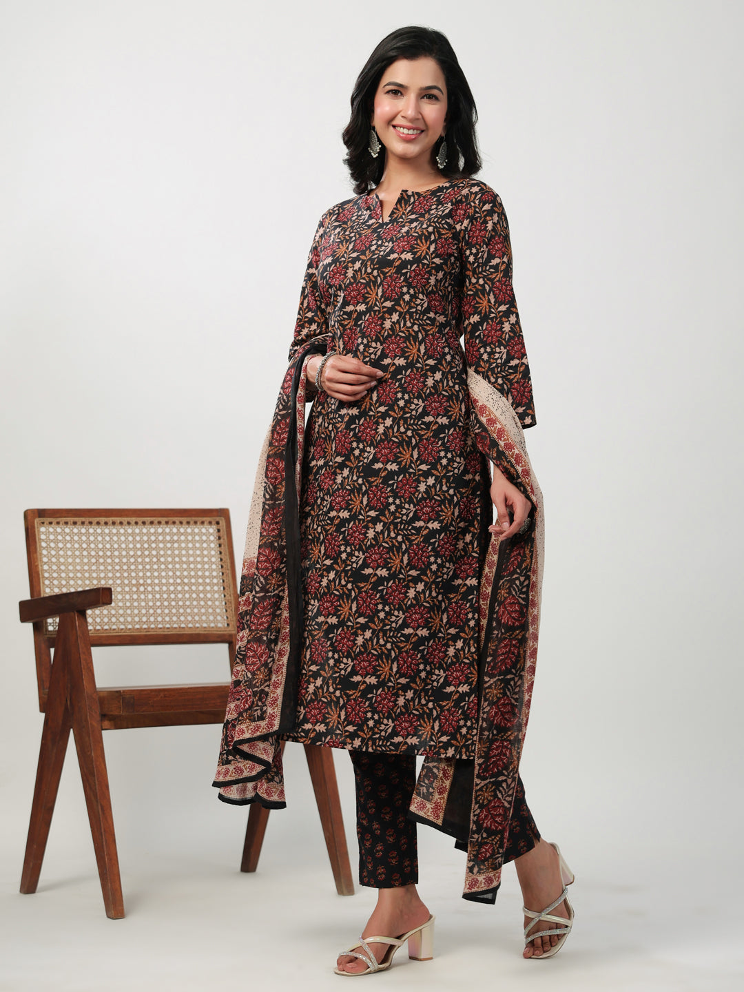 Janasya Straight Cambric Black Floral Notch Neck Kurta,Bottom & Dupatta