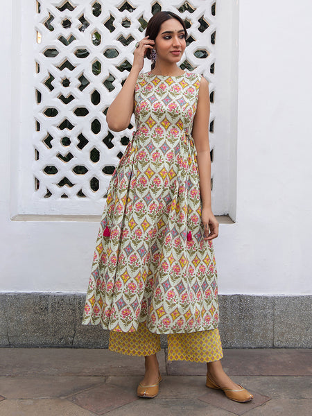Janasya Light Green Cambric Ethnic Motifs Kurta & Bottom - Distacart