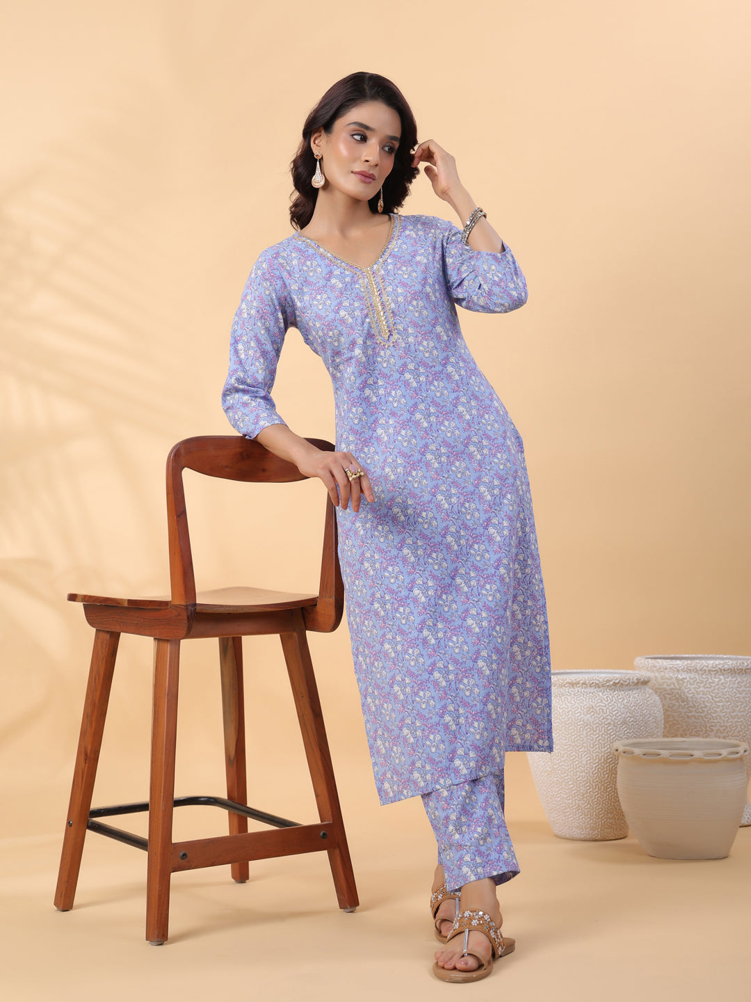 Janasya Regular Cambric Ice Blue Floral V-Neck Kurta Set