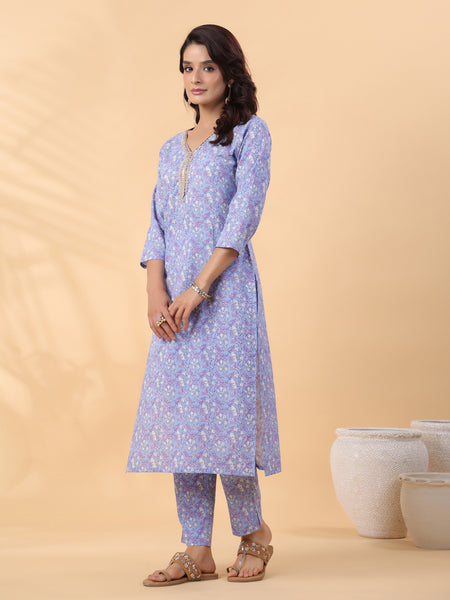 Janasya Regular Cambric Ice Blue Floral V-Neck Kurta Set
