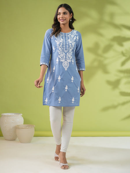 Janasya Straight Cambric Blue Embroidered Round Neck Tunic