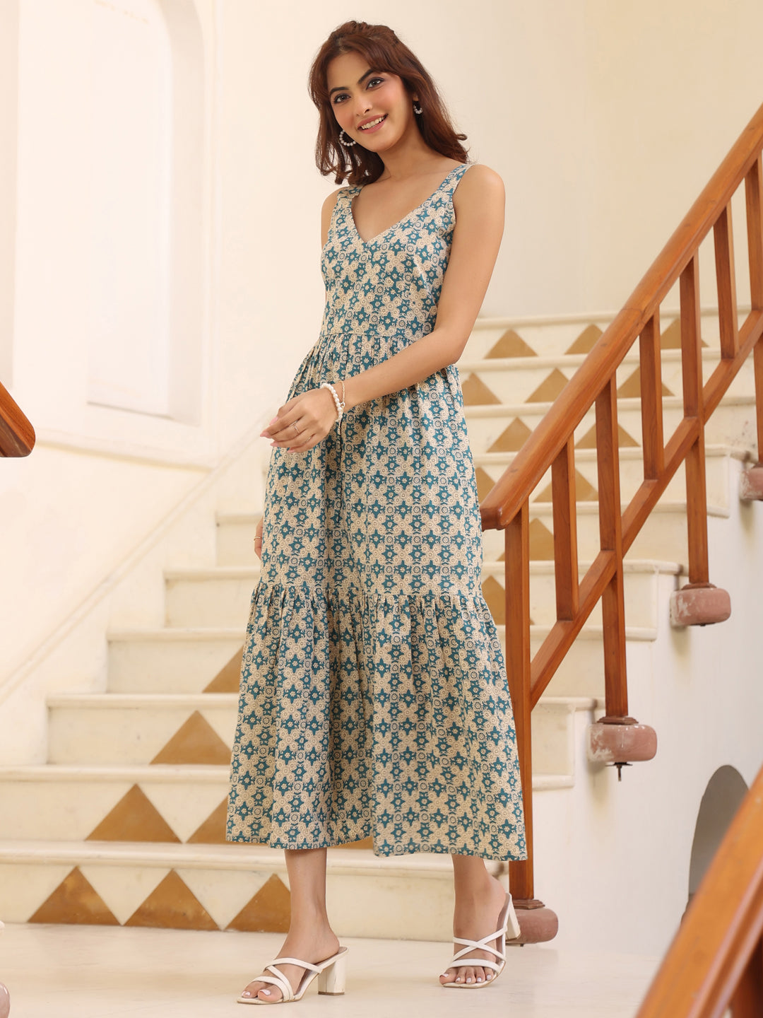 Janasya Light Cotton Ethnic Motifs Tiered Dress