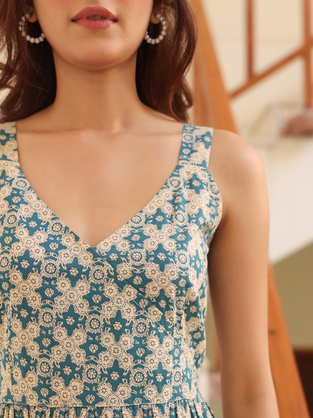 Janasya Light Cotton Ethnic Motifs Tiered Dress