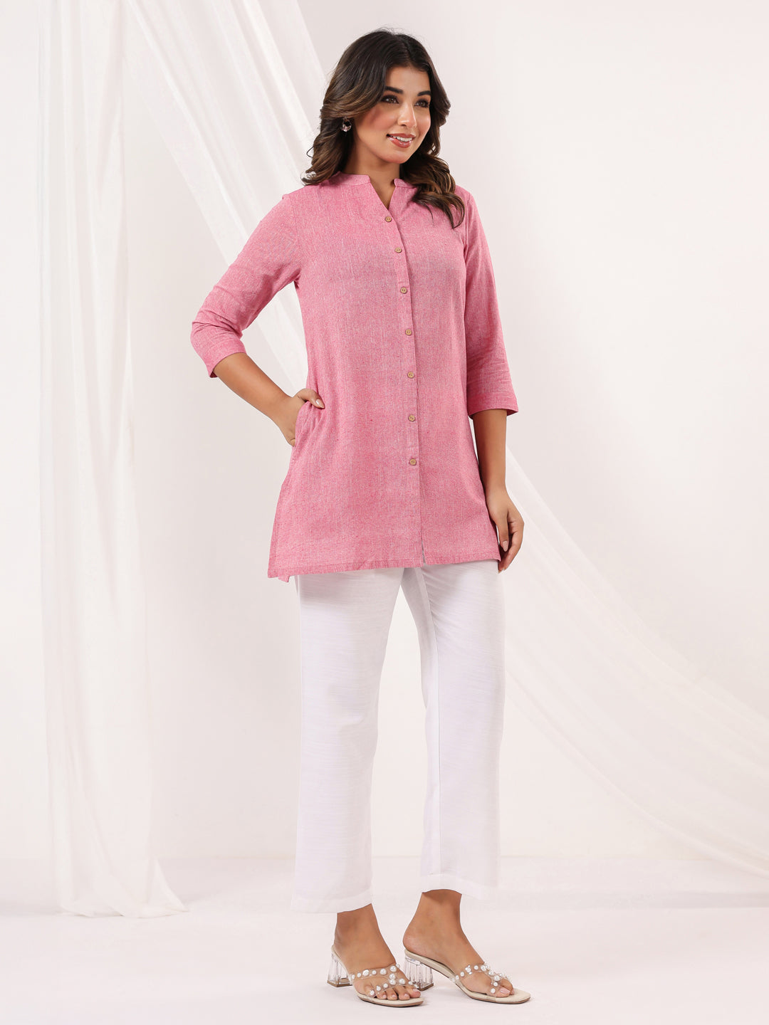 Janasya Light Cotton Solid Straight Kurta