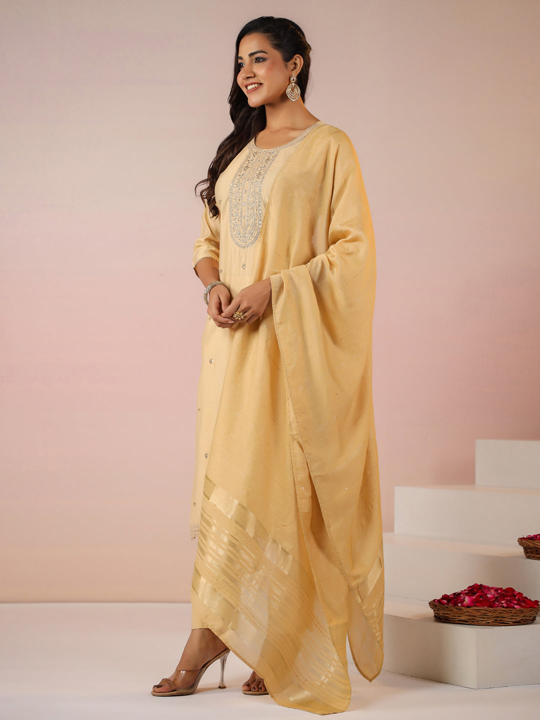 Janasya Light Chanderi Embroidered Straight Kurta Set
