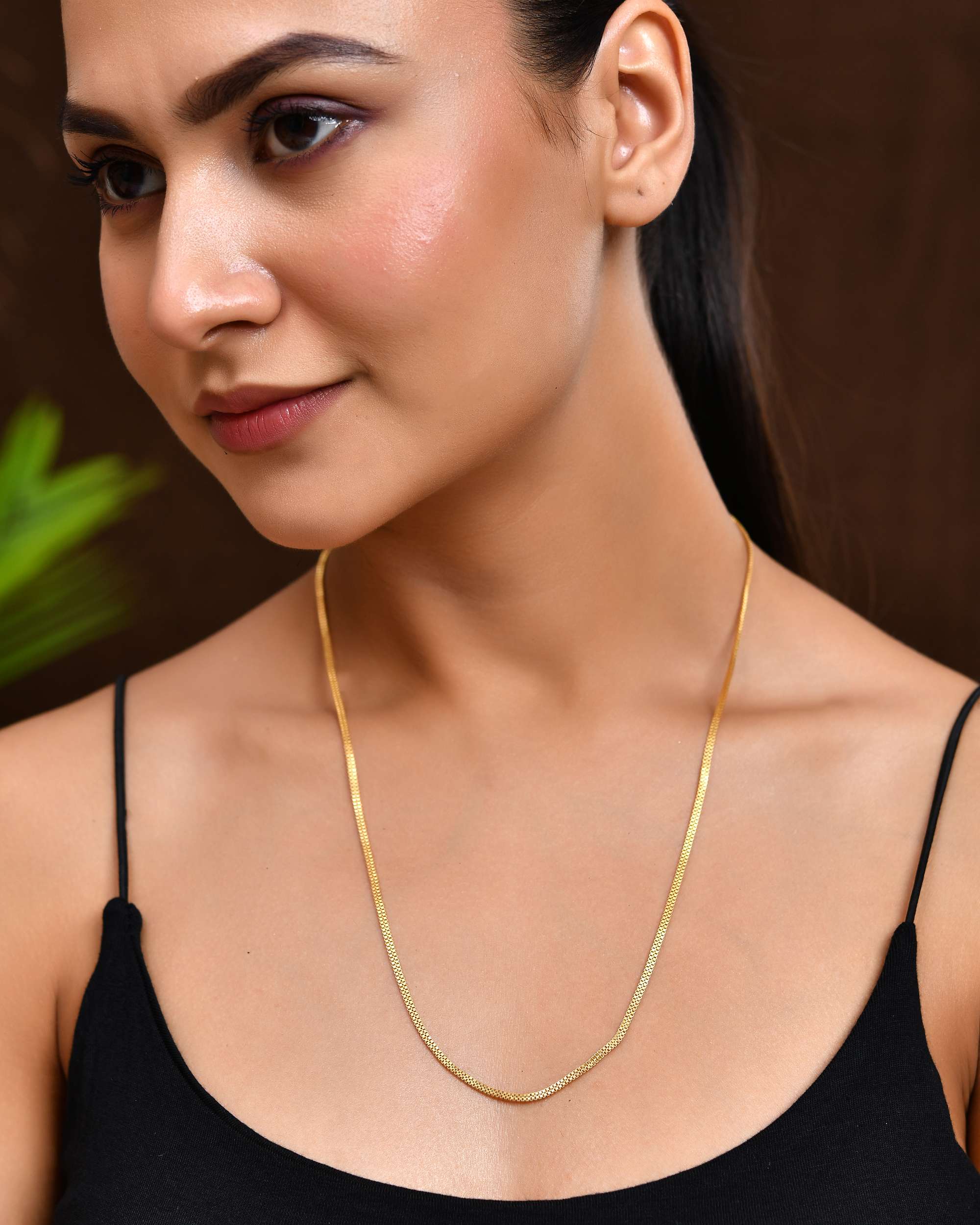 Jewels Nest Minimalist High-Gloss Gold Chain