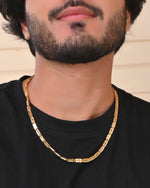 Thumbnail for Jewels Nest Golden Geometric Link Chain for Men & Women – Classy Look