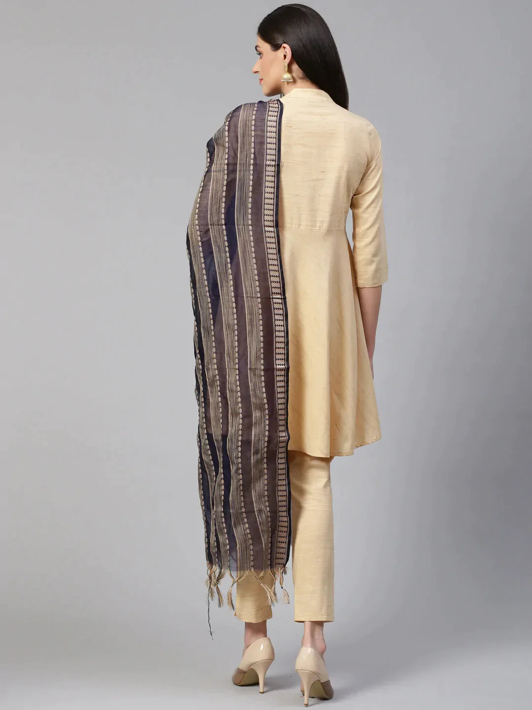 Women Beige Solid Kurta With Trousers & Dupatta - Rasiya