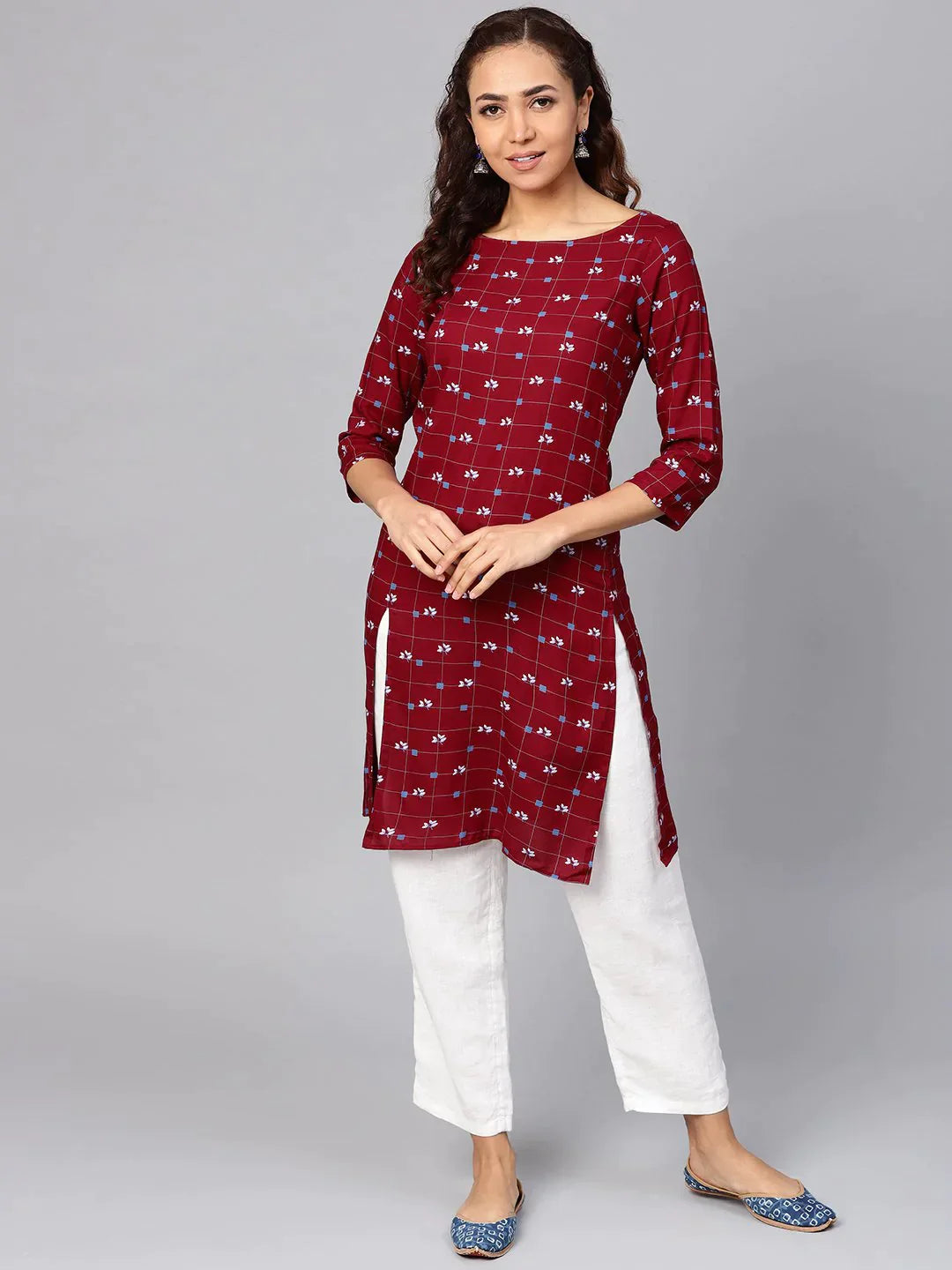Women Maroon & Off-White Checked Straight Kurta - Rasiya