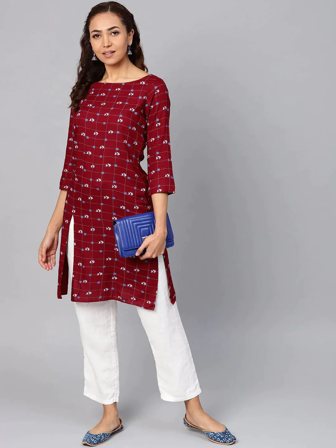 Women Maroon & Off-White Checked Straight Kurta - Rasiya