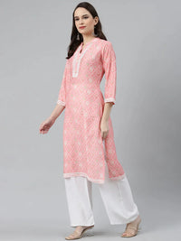 Thumbnail for Women Pink & Off White Floral Printed Kurta - Rasiya