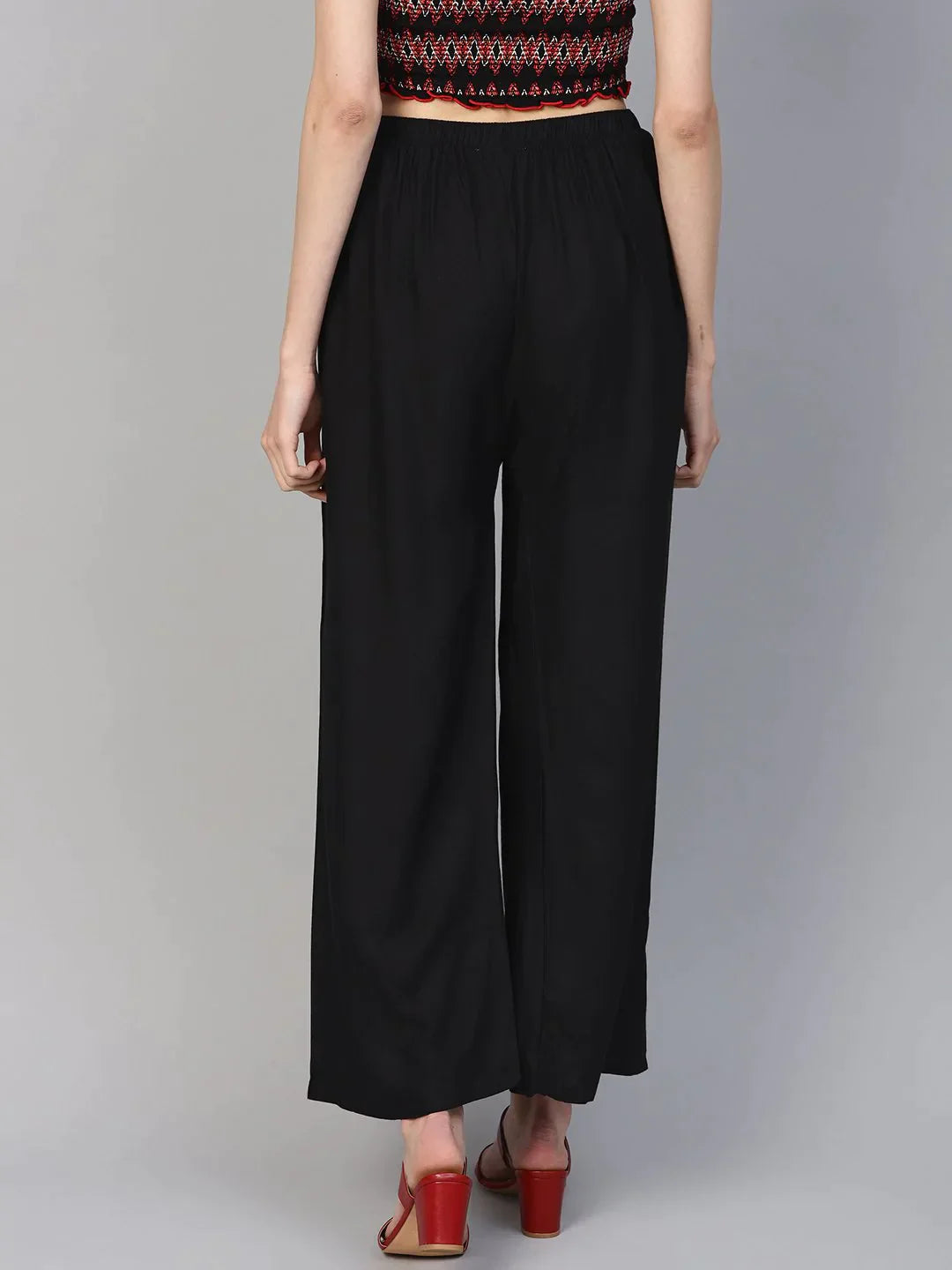 Women Black Solid Straight Palazzos - Rasiya