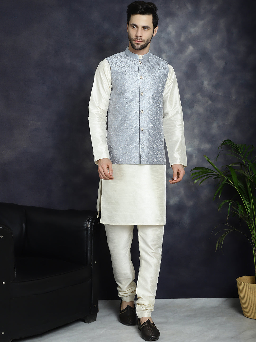 Jompers Men's Sequins and Embroidred Nehru Jacket - Grey - Distacart