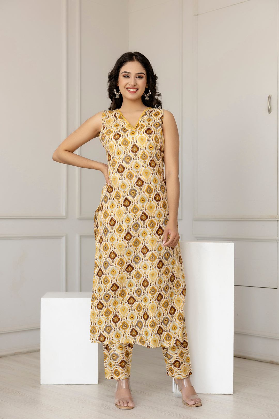 Women Multi Color Printed Straight Kurta With Trouser - Rasiya