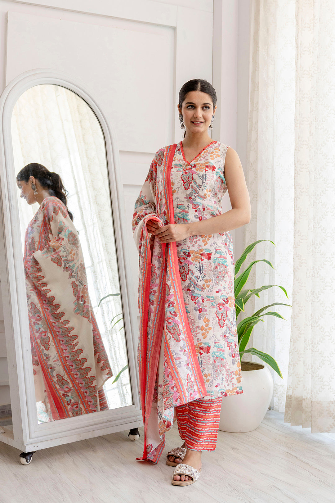 Women Off White Printed Straight Kurta With Trouser And Dupatta - Rasiya