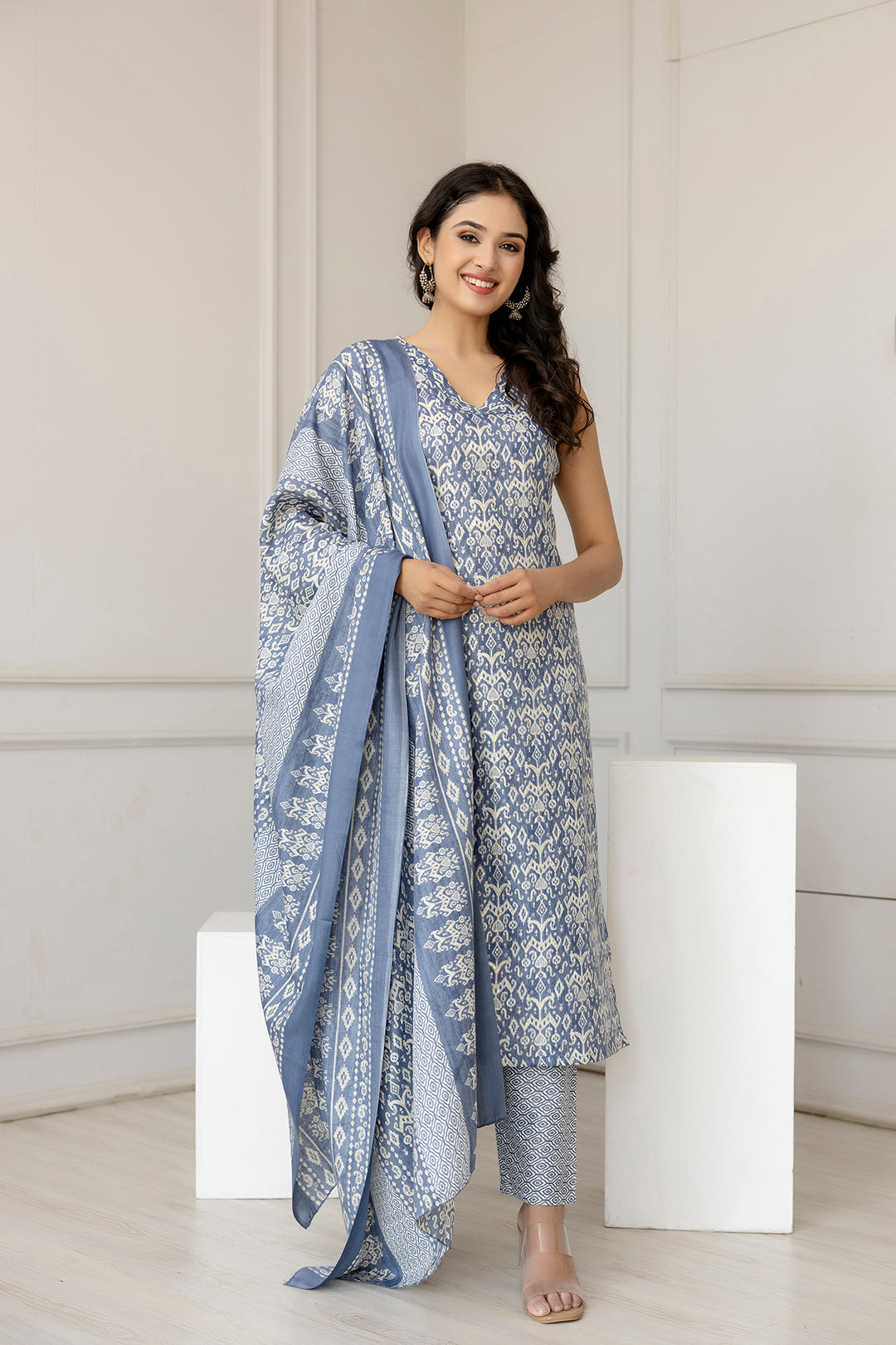 Women Grey Color Printed Straight Kurta With Trouser - Rasiya