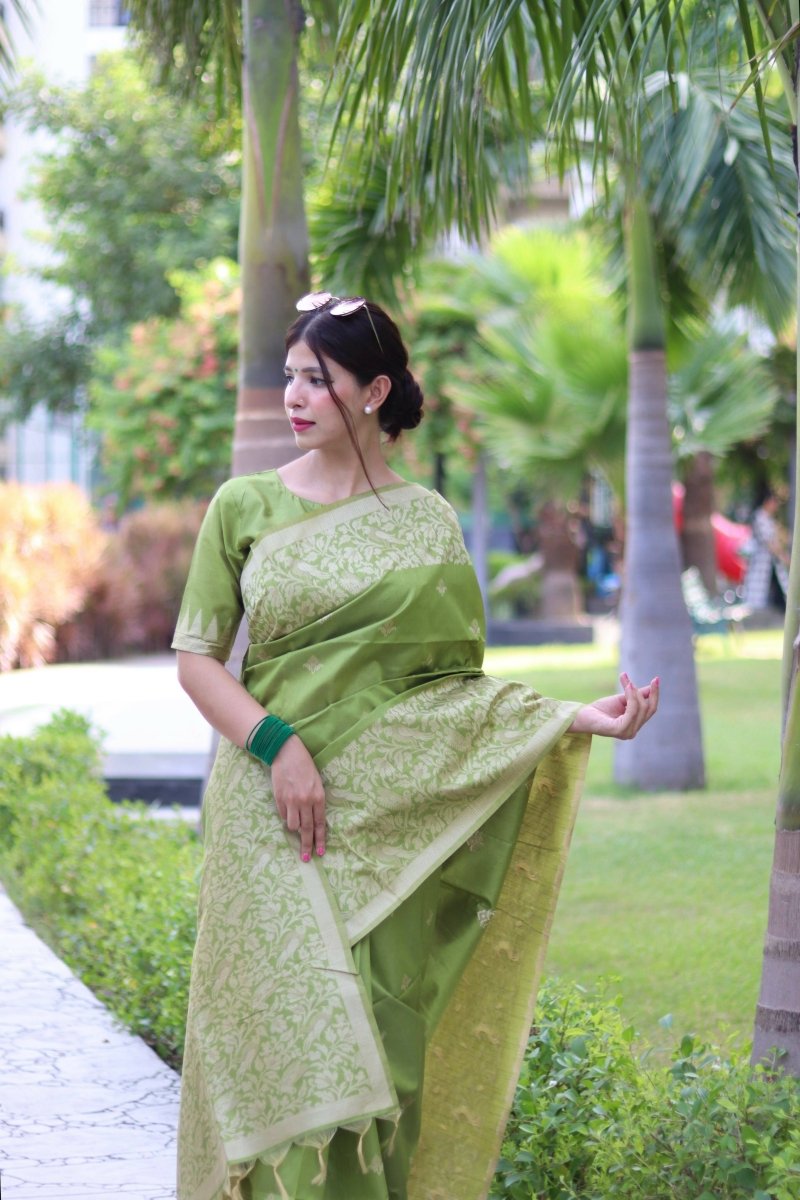 Aastha Fashion Mehendi Woven Handloom Raw Silk Saree with Blouse - Distacart