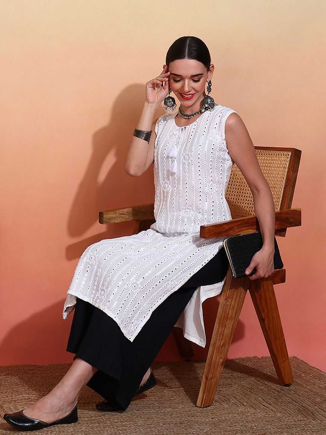 Ode by House of Pataudi Embroidered Straight Kurta - Distacart