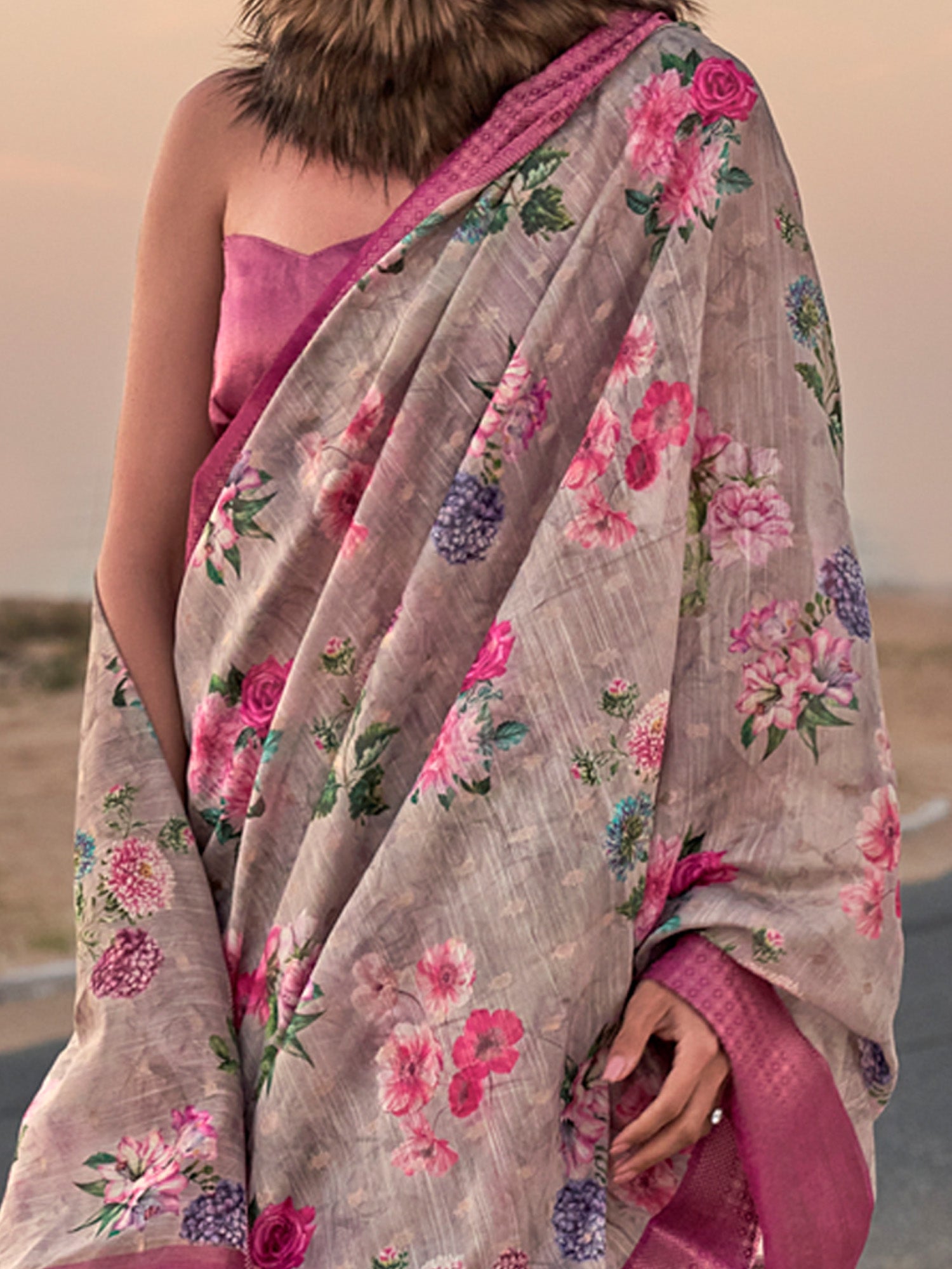 NOZ2TOZ Women's Linen Grey Printed Designer Saree With Blouse Piece - Distacart