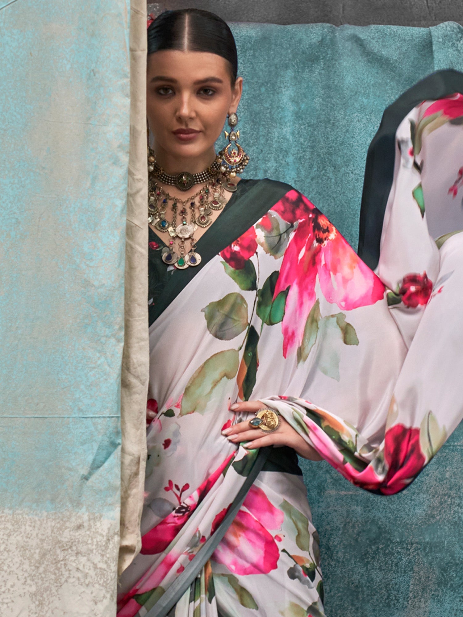 NOZ2TOZ Women's Crepe Off White Printed Designer Saree With Blouse Piece - Distacart