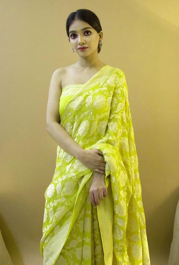 NOZ2TOZ Jacquard Lichi Silk Green Saree With Unstitched Blouse Piece - Distacart