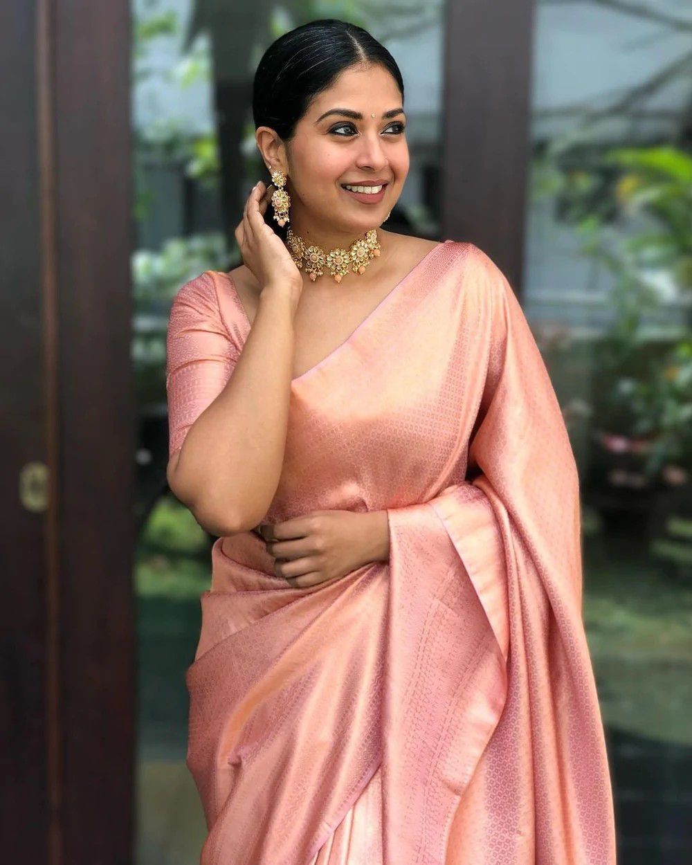 NOZ2TOZ Jacquard Lichi Silk Peach Saree With Unstitched Blouse Piece - Distacart